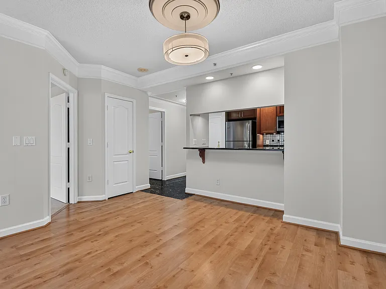 901 N Monroe St #314 — Photo 1