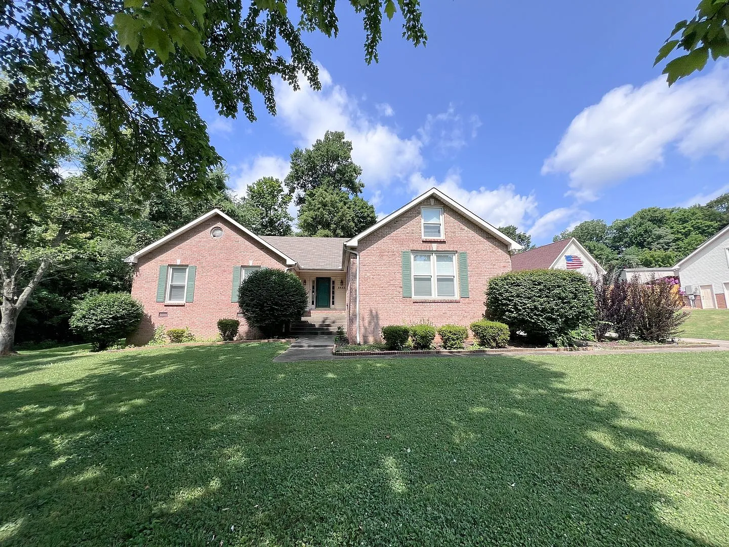 3352 Tara Blvd photo 1