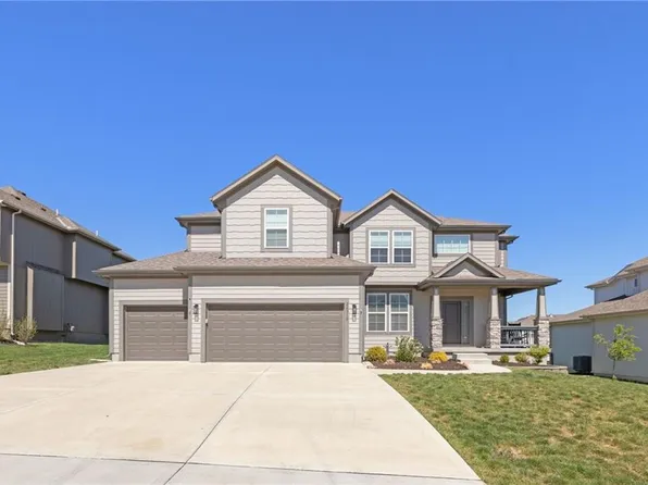 24310 W 58th Cir, Shawnee, KS 66226