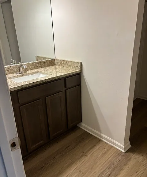 1165 Mount Rushmore Way #B — Photo 14