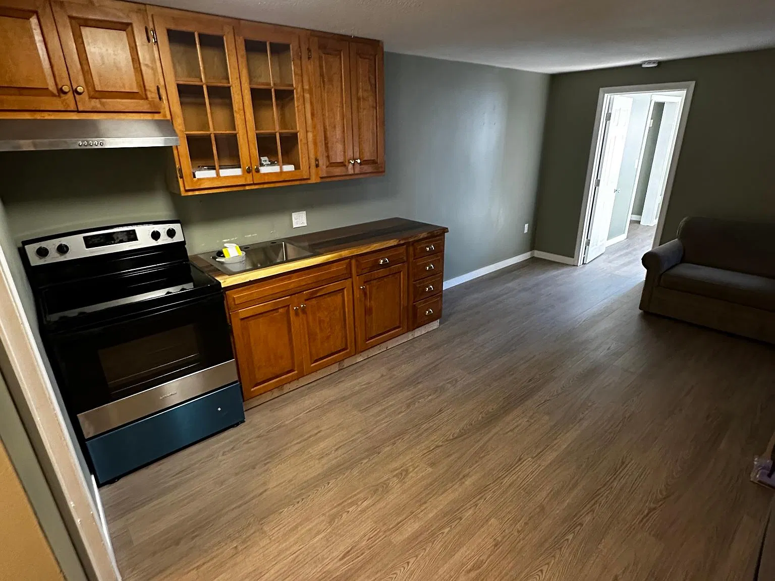 147 Main St — Photo 2