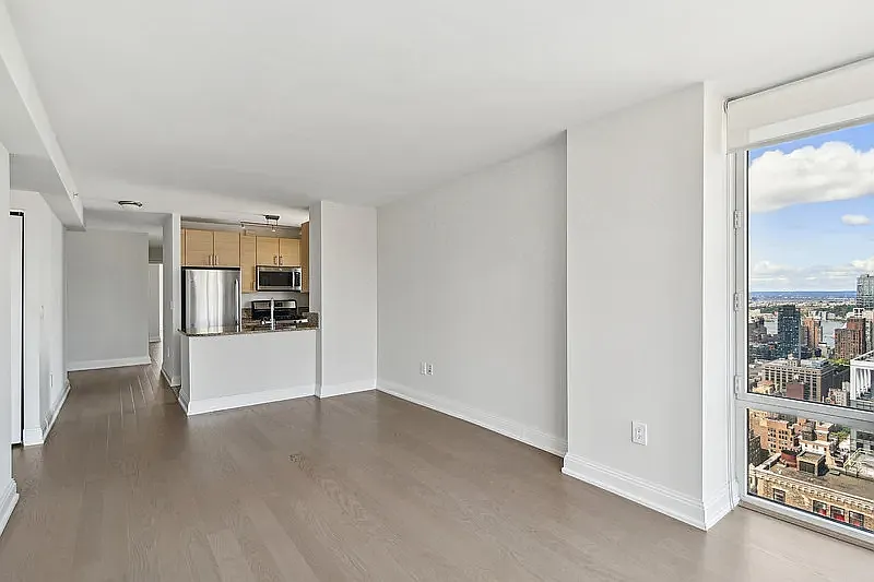 125 West 31st Street — Photo 4