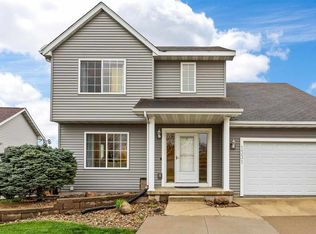 1331 Ozark Rdg, Coralville, IA 52241