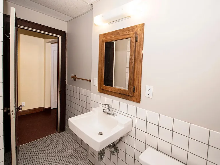 3710 Glenmore Ave #1N — Photo 15
