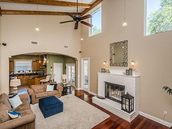 3rd image of 3507 W Vasconia St