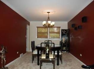 620 Huntington Ln, Schaumburg, IL 60193