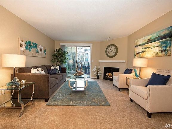 2nd image of 224 9th St APT G304