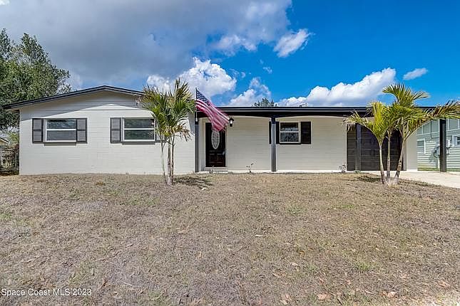 1st image of 850R Karen Dr