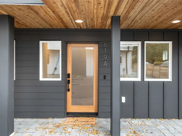619 N 48th Street #A, Seattle, WA 98103