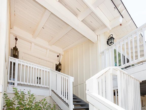 5th image of 2710 Los Alisos Dr