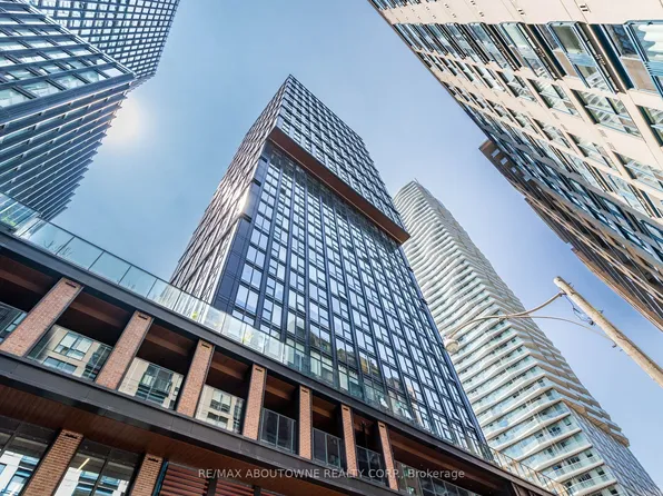 82 Dalhousie St, Toronto, ON