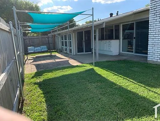 3614 Pinoak Dr — Photo 34