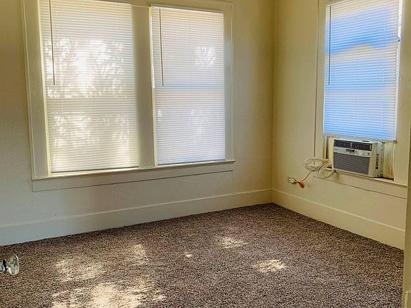 2nd image of 2370 Laurel St APT 3