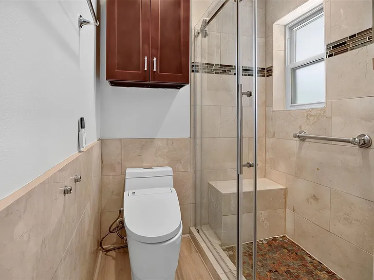 3208 Woodstone Dr — Photo 32