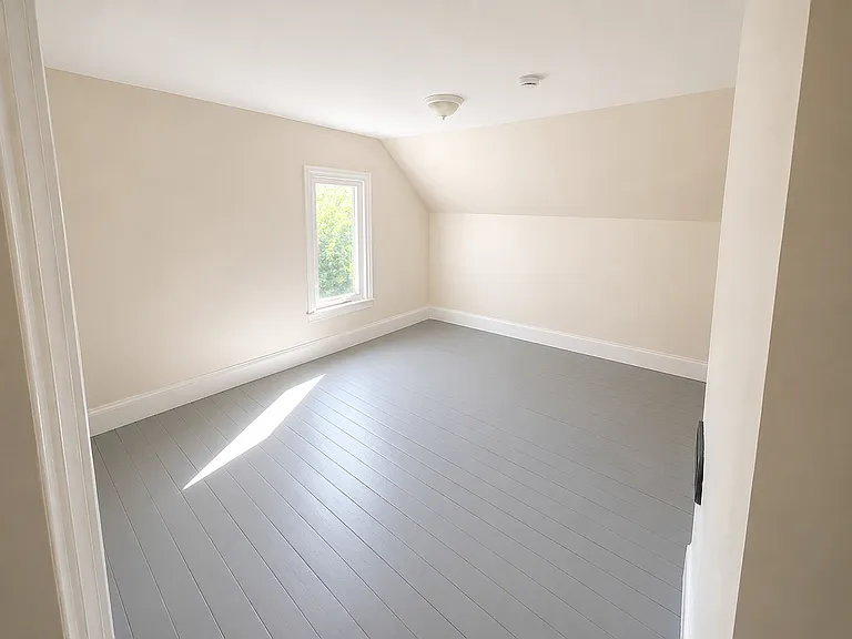 25 James St #A — Photo 11