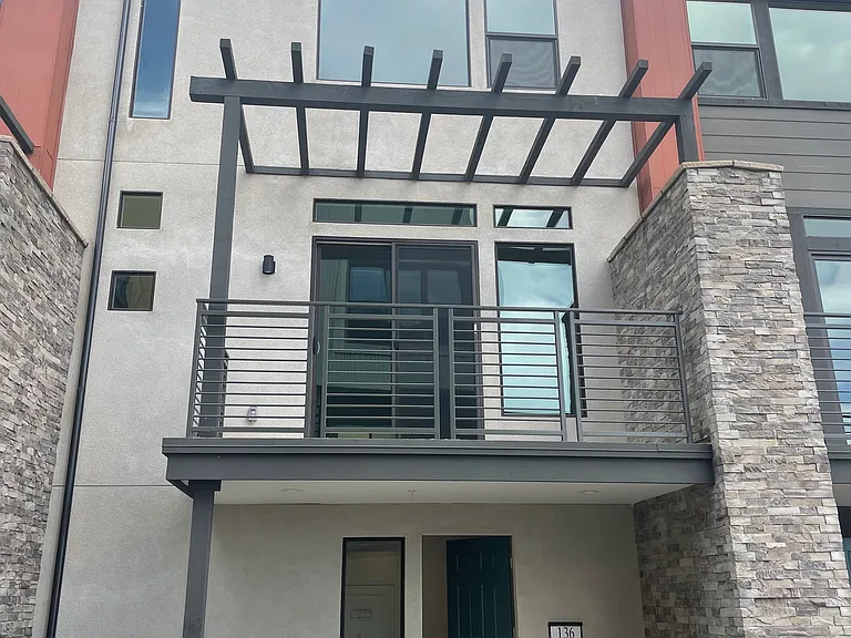 136 Sawbuck — Photo 14