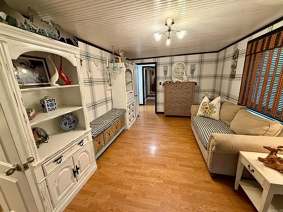 12th image of this home