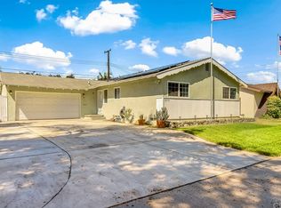 2414 S Artesia St, Santa Ana, CA 92704