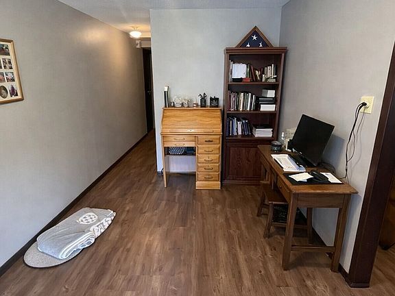 5th image of 719 Jefferson St #1