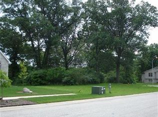 625 Gilbert Ct, Hobart, IN 46342