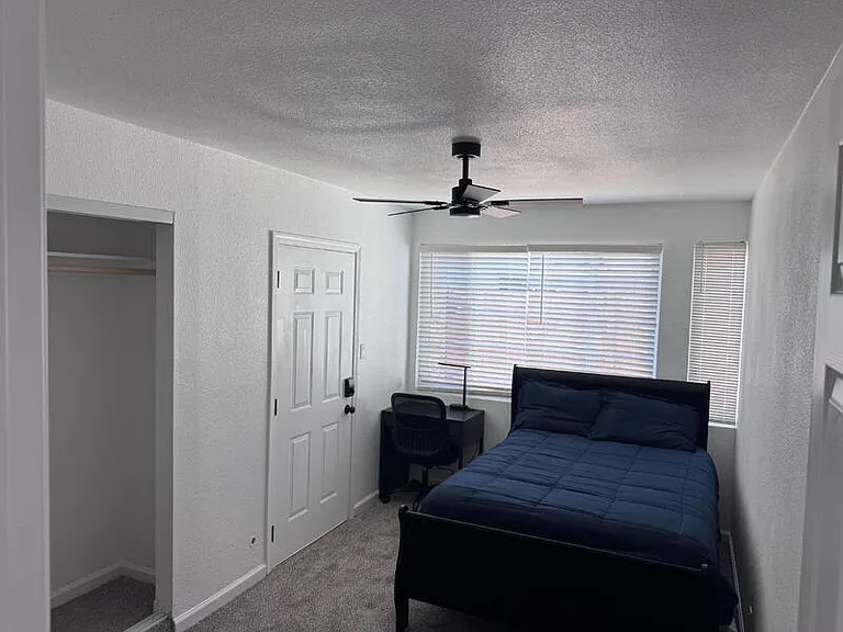 2445 Town Cir #7 — Photo 3