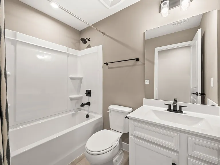 1000 Mountain View Dr — Photo 28
