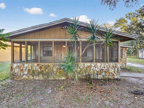614 Spruce St, Plant City, FL 33563