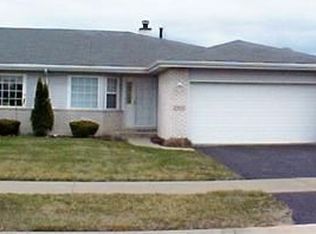 2305 99th St, Highland, IN 46322