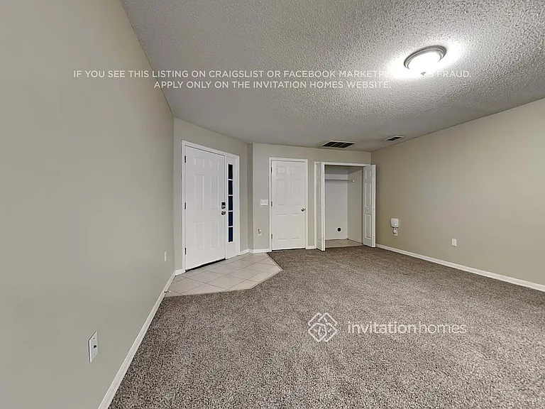 2411 Cedarfield Ln — Photo 3