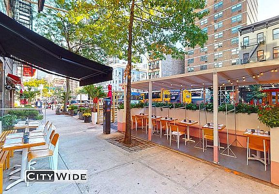5th image of 226 E 36th St APT 5B