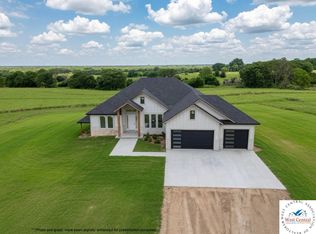 22663 Cherry Tree Ln, Sedalia, MO 65301