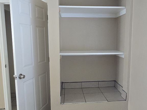 Storage space in bedroom 3