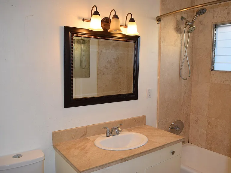 267 Barbara Ave — Photo 5