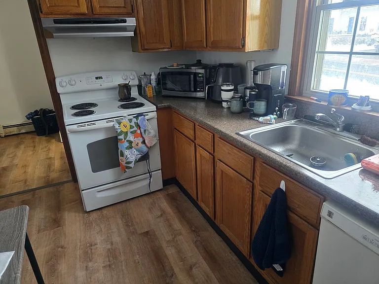 1 Center St #1 — Photo 9