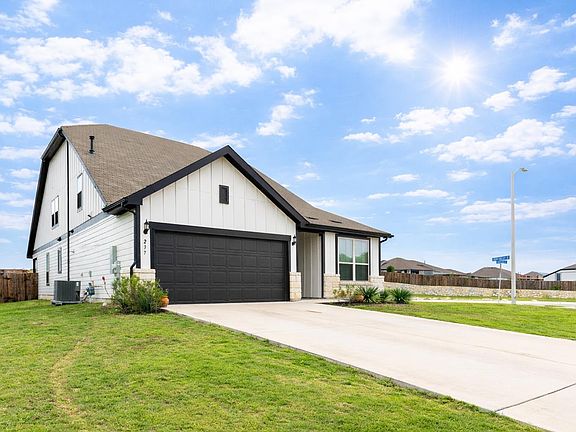 2nd image of 237 Sand Lily Ln