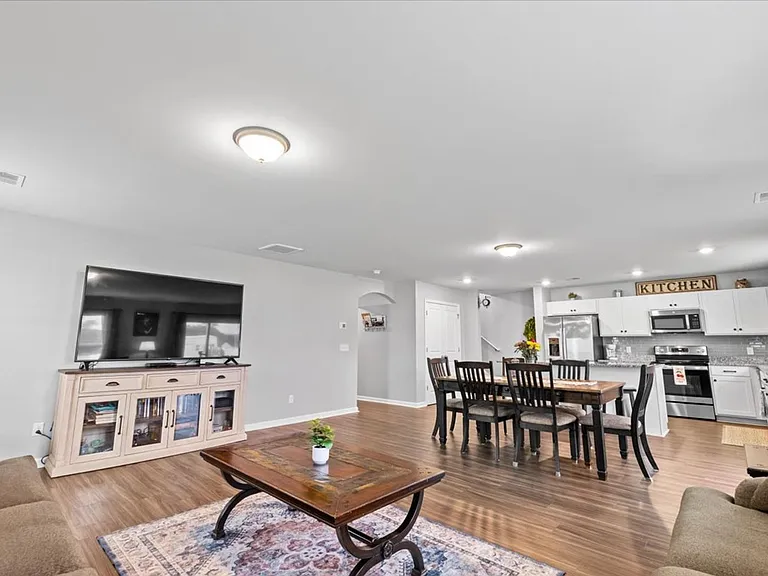 794 Wilkins Rd — Photo 14