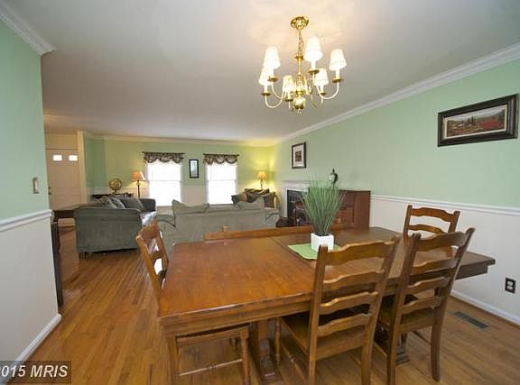 5th image of 1447 Valbrook Ct N