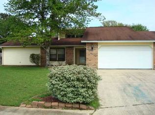 130 Linnet Dr, Ocean Springs, MS 39564