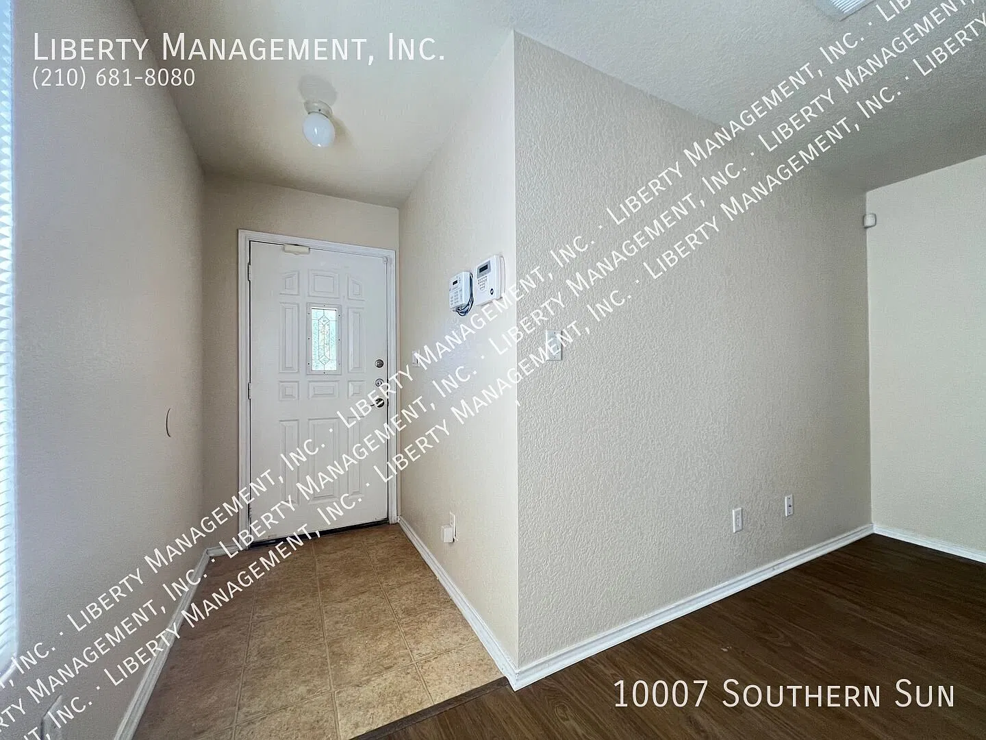 3 Bedroom, 2 Bath Home — Photo 2
