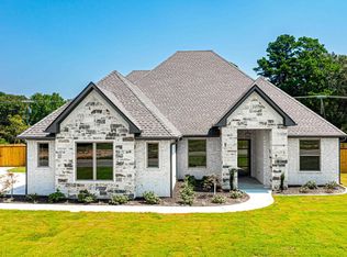 110 Sweet Pea Ln, Hallsville, TX 75650