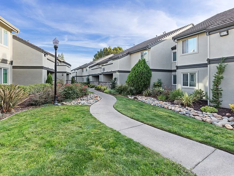 Allegria at Roseville — Photo 8