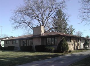 631 W Greenfield St, Elkhorn, WI 53121