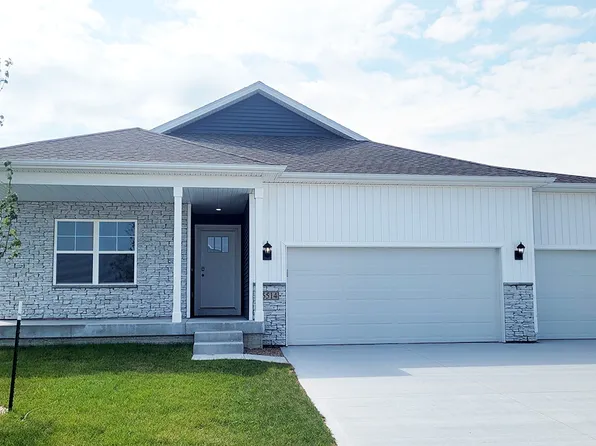 5125 168th St, Urbandale, IA 50323