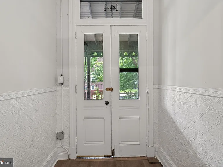 144 Gay St #2 — Photo 2