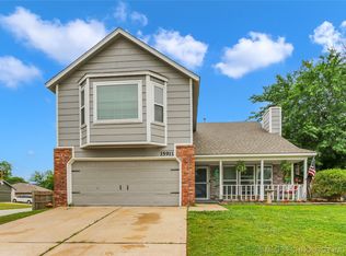 15911 S 296th East Ave, Coweta, OK 74429