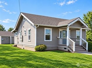 110 E Hazel Avenue, Burlington, WA 98233