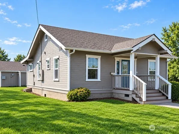 110 E Hazel Avenue, Burlington, WA 98233