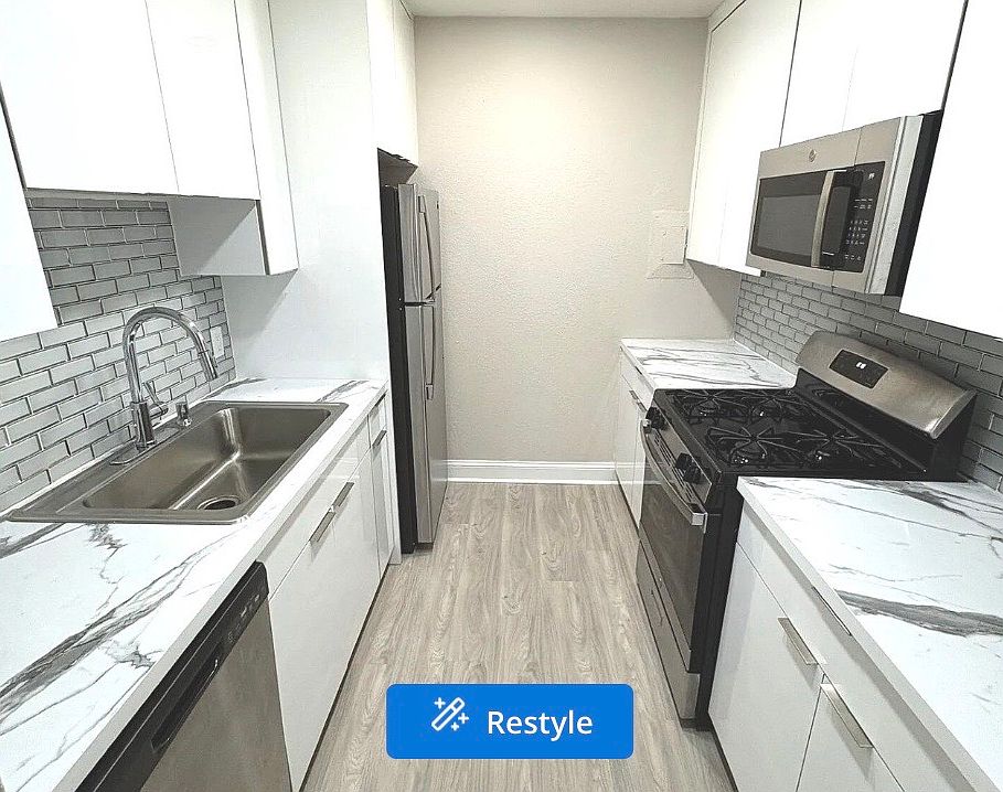1st image of 601 SW 2nd Ave APT 5