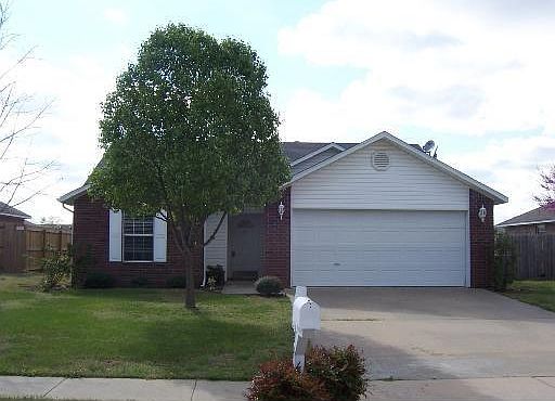 1st image of 845 S Liberty Dr