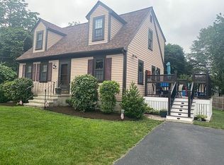 80 Green St, Rockland, MA 02370